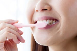 代々木の歯医者、代々木クリスタル歯科医院でブラシや歯磨き粉の交換時期や使用期限を解説