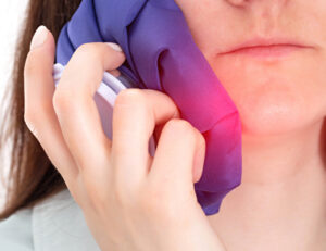 代々木の歯医者、代々木クリスタル歯科医院で海外滞在中に歯が痛くなったときの応急処置と現地での受診の注意点を解説