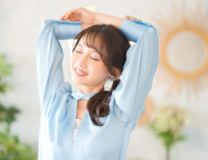 代々木の歯医者、代々木クリスタル歯科医院で硬いものは歯にどんな負担を与える？リスクや、奥歯のトラブルを起こしやすい理由を解説